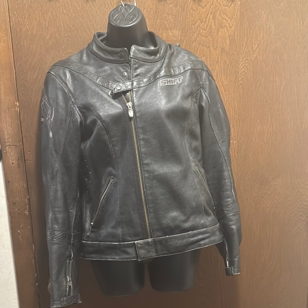 Shift leather Jacket with shoulder and elbow armor